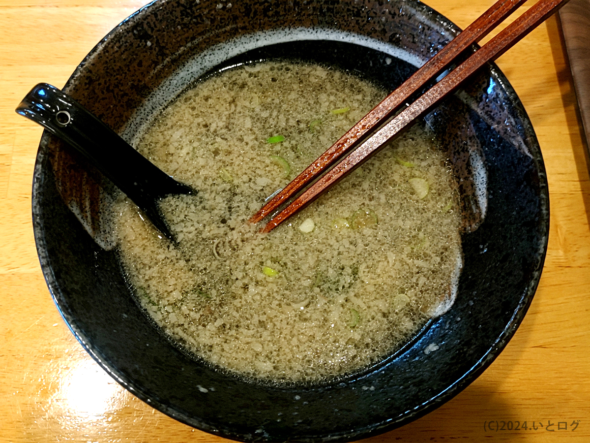 丸岡食堂　山梨　甲府　