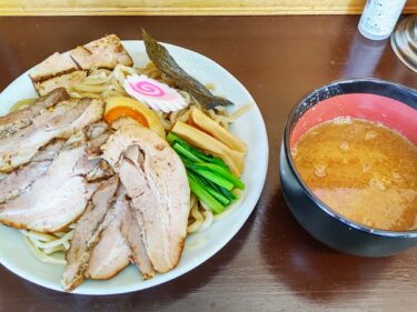 【らーめん 成屋食堂】新店舗は甲府湯村。30年以上のベテラン店主の作るつけ麺は圧巻。