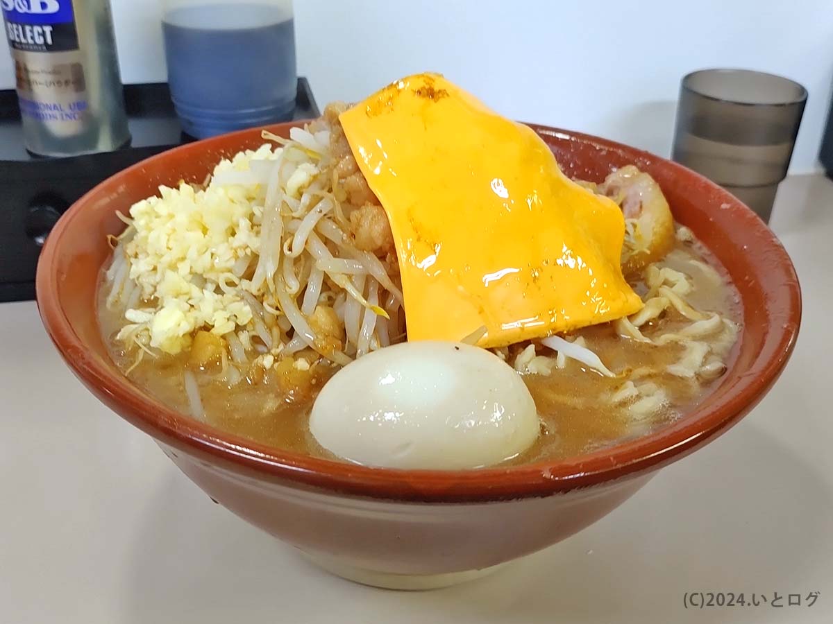 自家製麺　太宰本店　山梨　ラーメン