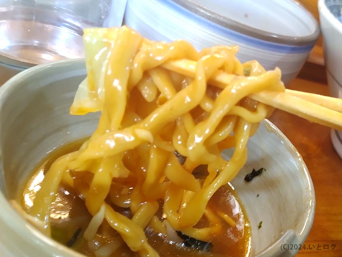 自家製麺 太宰食堂　山梨　甲府　