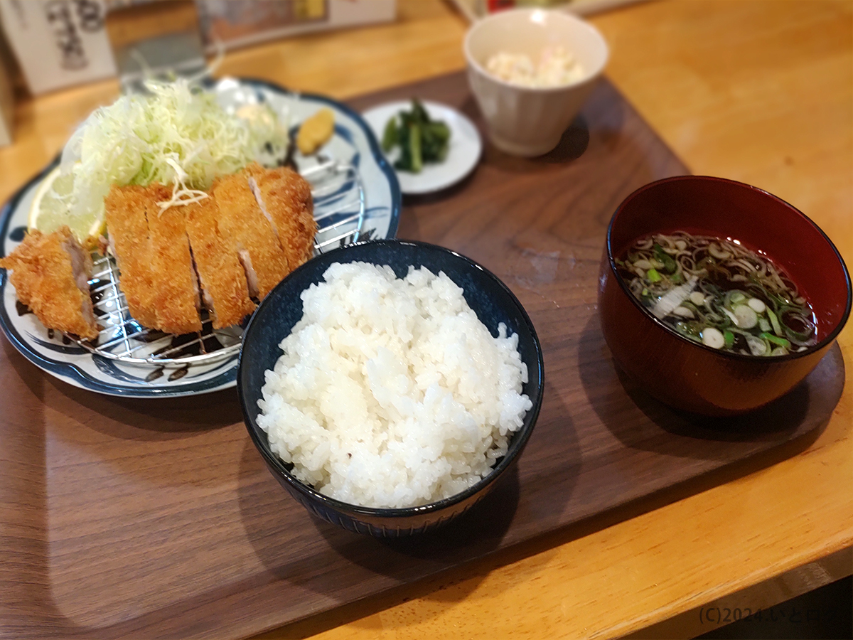 丸岡食堂　山梨　甲府　クリスタルポーク