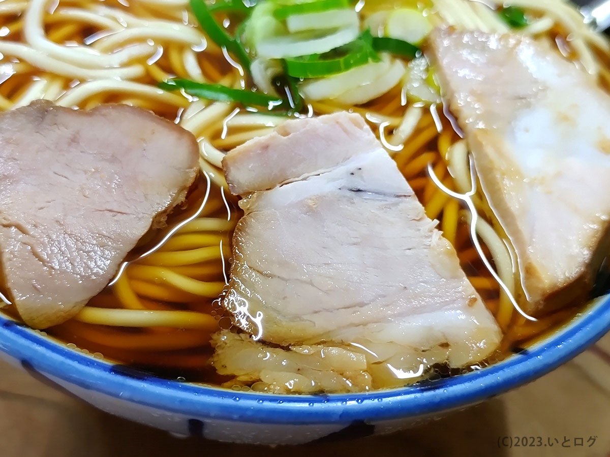 中華そば　丸デブ総本店　チャーシュー