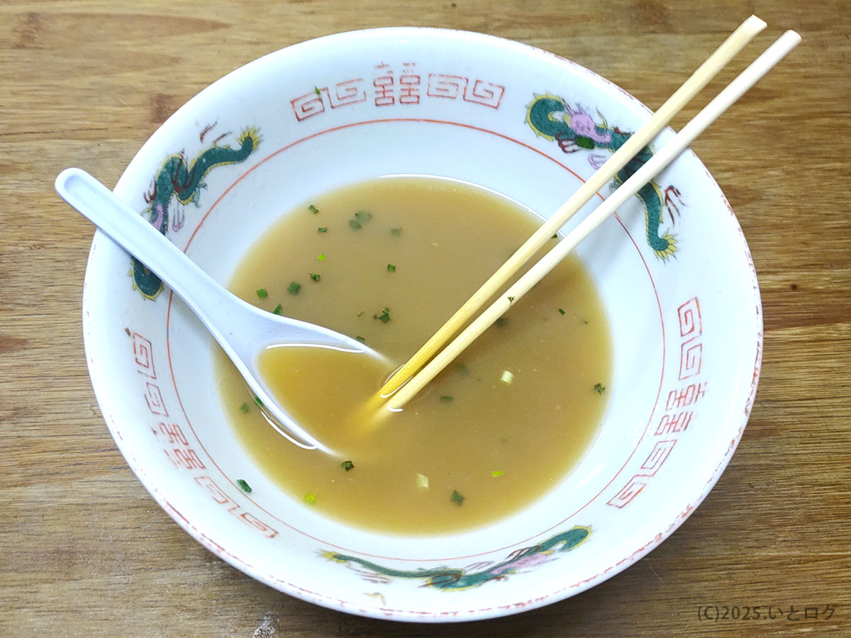 竹兆ラーメン 豊前田店の食後の丼。スープの余韻を残す一杯で、下関のラーメン文化を象徴する味。