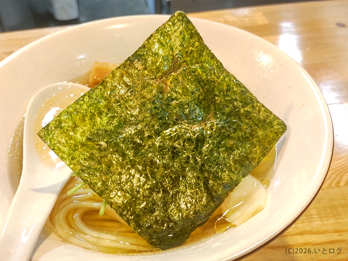 自家製麺 くろ松 メニューの海苔トッピング。高崎市 ラーメン 人気店ならではの一杯