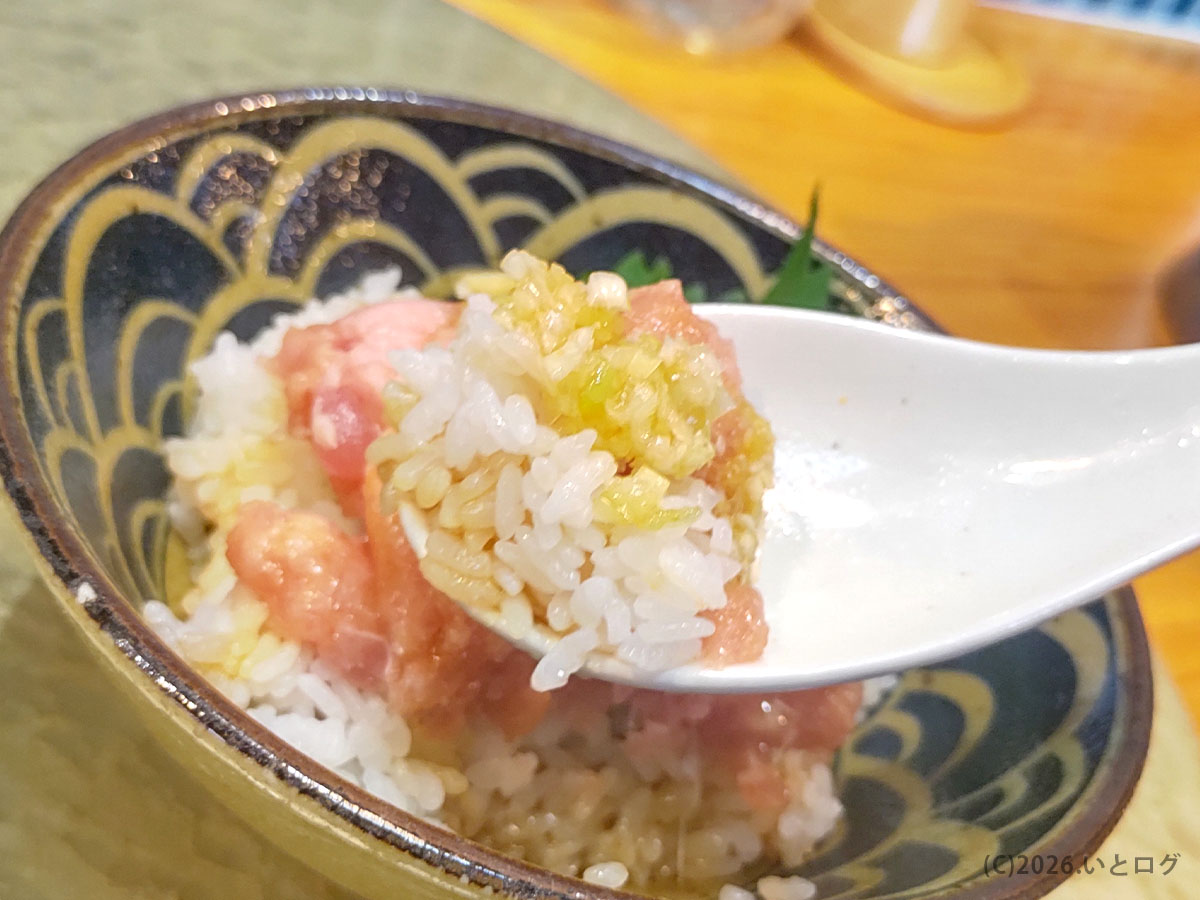 鳴神食堂 サイドメニューのネギトロごはん（高崎ラーメン店の人気丼）