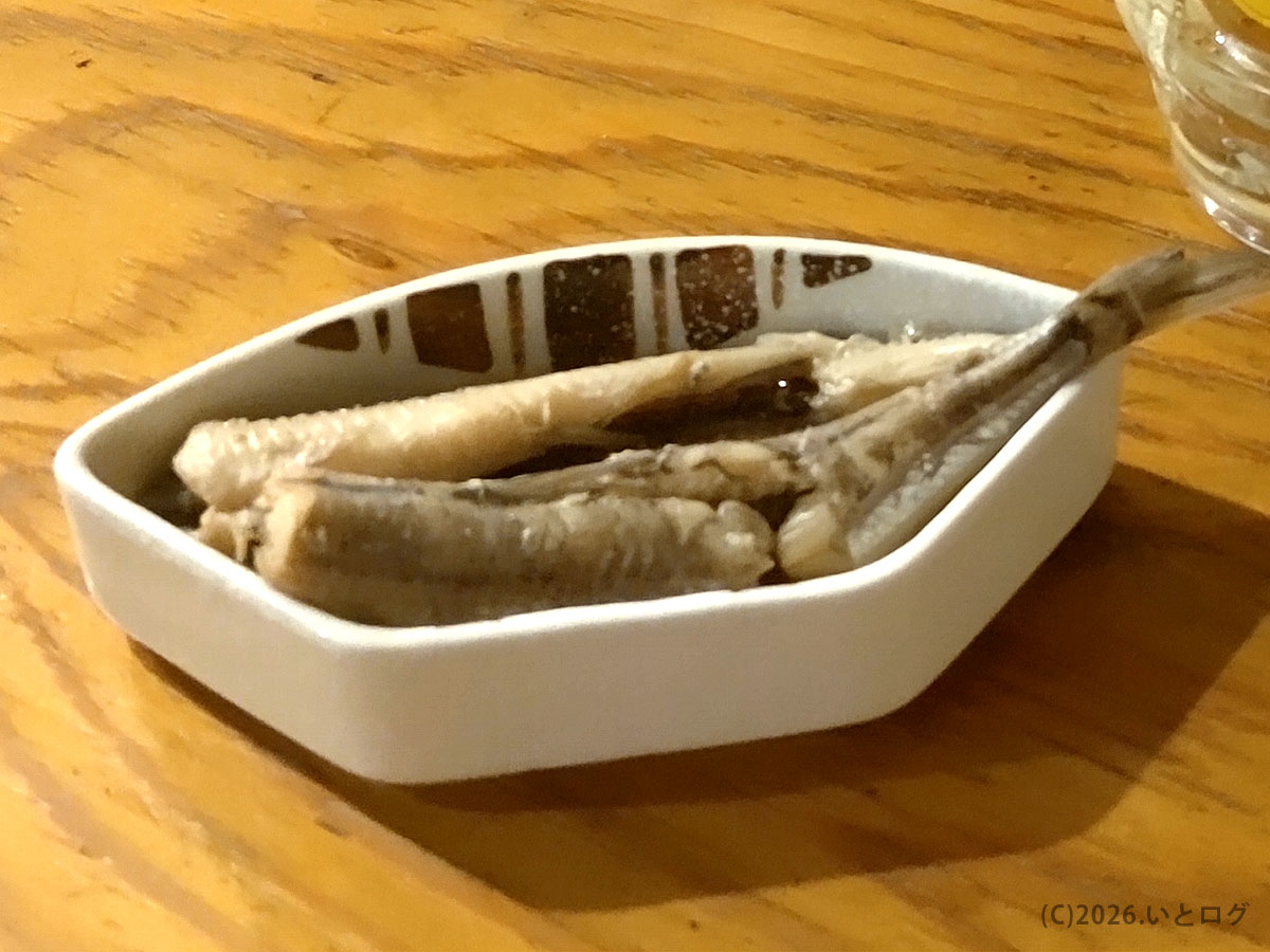 越前鮮魚店 福井市片町店のお通しの魚料理　福井市の海鮮居酒屋らしい一品