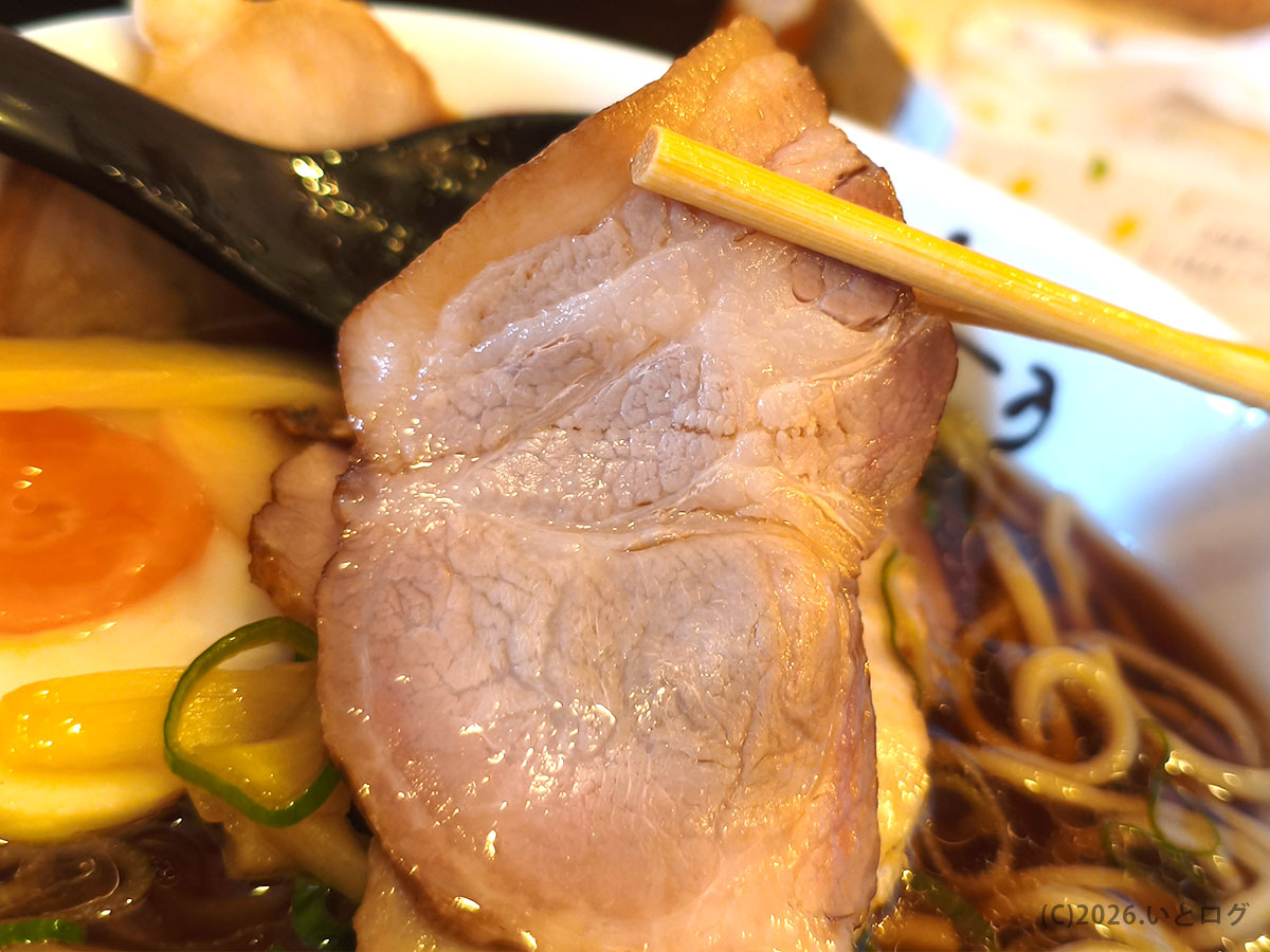 和 dining 清乃 本店ラーメンの味玉アップ（和歌山ラーメンおすすめ）