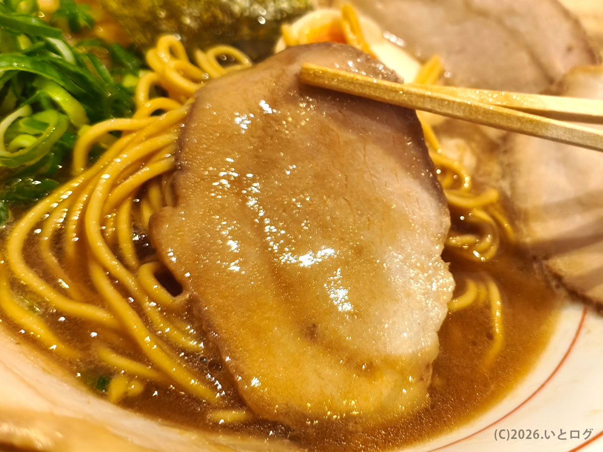 麺dining 月乃家ラーメンのチャーシュー｜和歌山ラーメンらしい豚チャーシュー