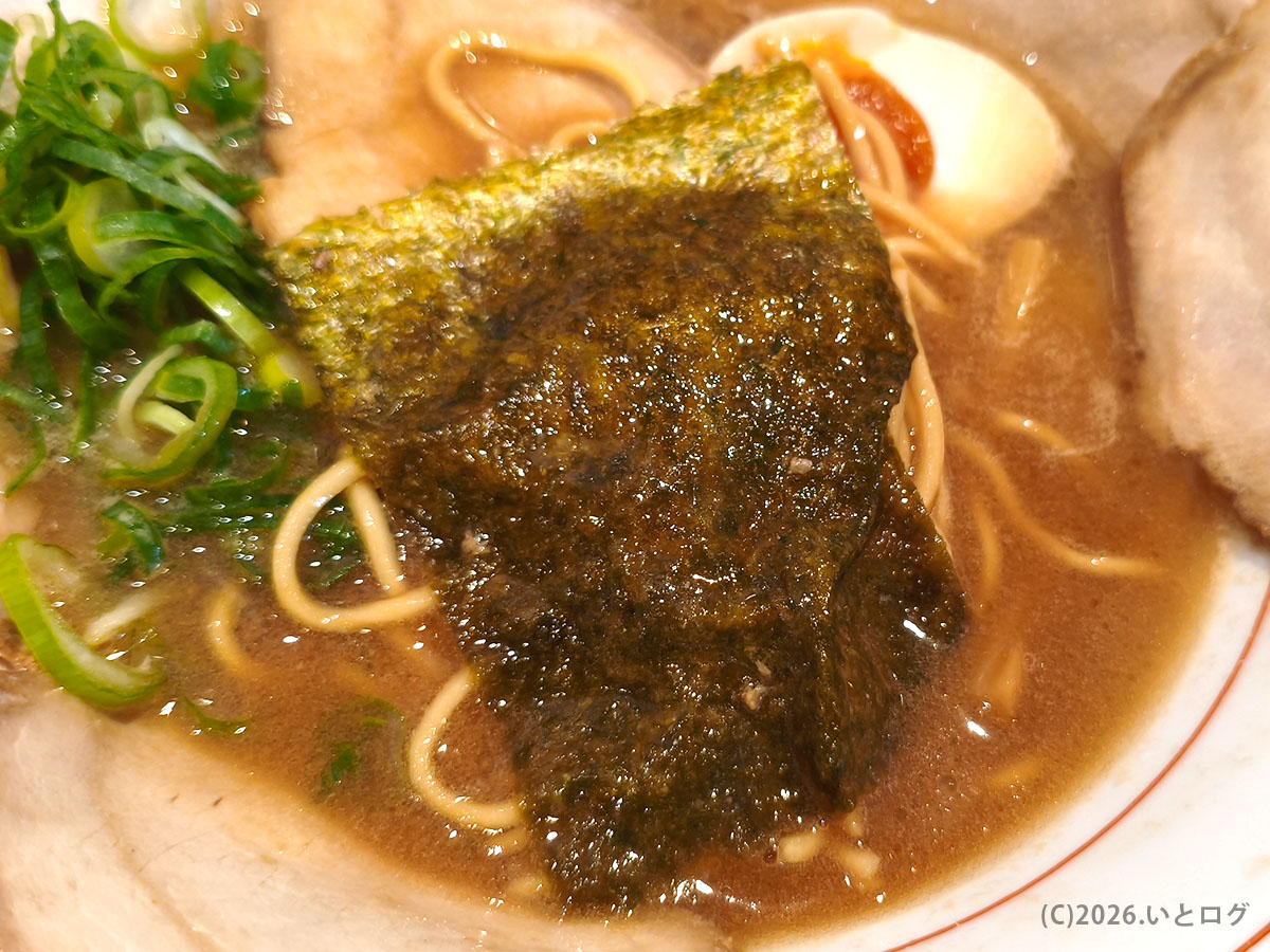 麺dining 月乃家ラーメンのトッピング海苔｜有田川町ラーメンの一杯