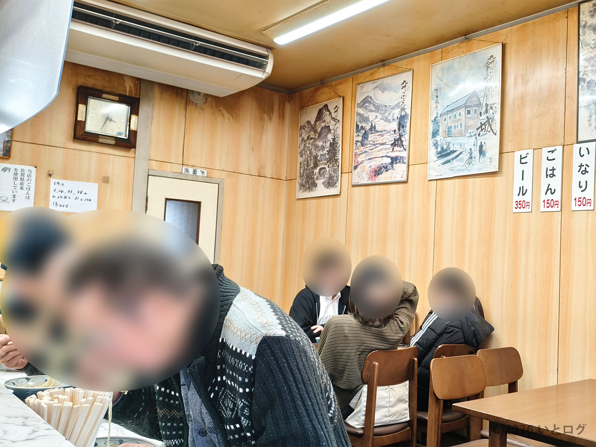 佐賀市 ラーメン もとむら 店内の様子 行列もできる人気店の雰囲気