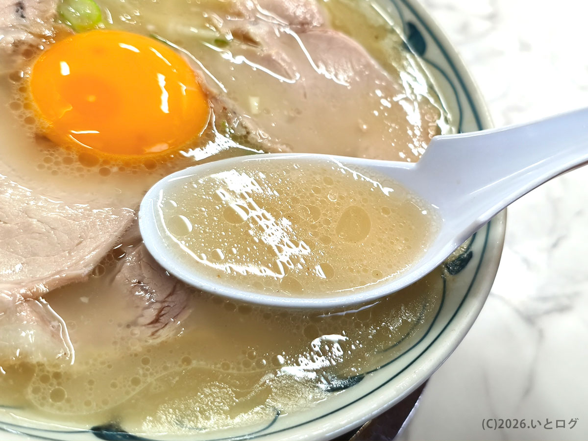 ラーメン もとむら 佐賀 スープ あっさり系豚骨で臭くない優しい味わい