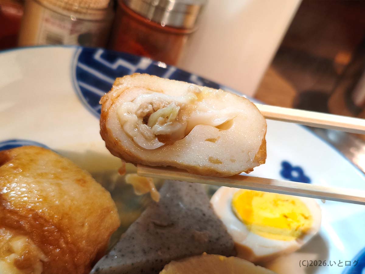 弥太郎うどんのおでんで味わうごぼう天。福岡・天神の24時間うどん店らしい、飲み後にもつまみたくなる一品