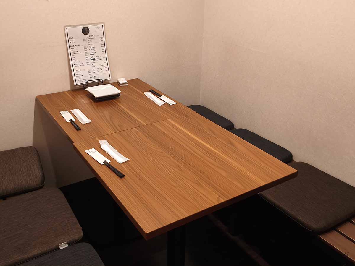甲府の中華料理店・町中華ダイニング蒔季彩にあるテーブルタイプの個室
