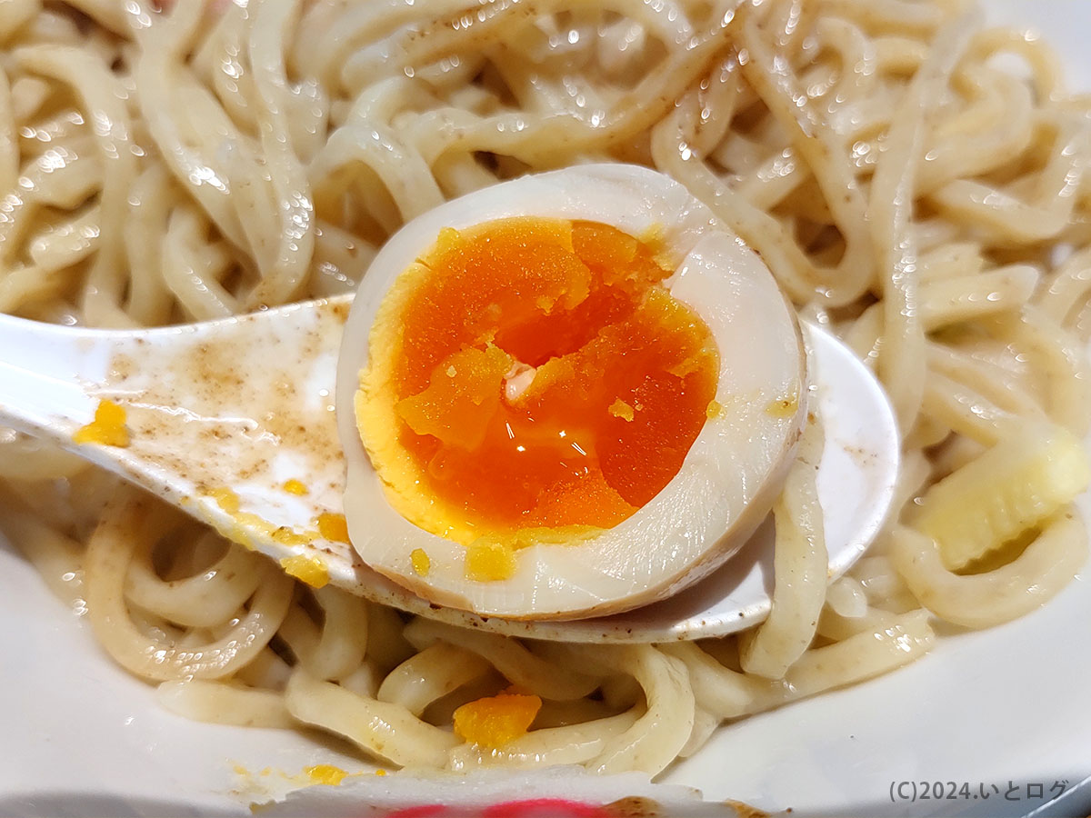 狸穴　豊島区　池袋　ランチ