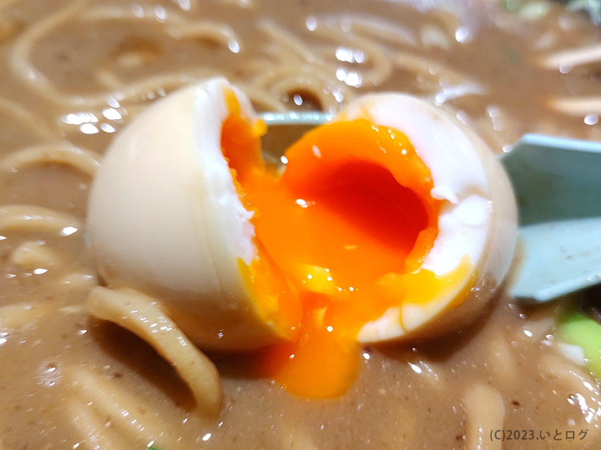 ワインたまご味玉　中華蕎麦うゑず　ラーメン