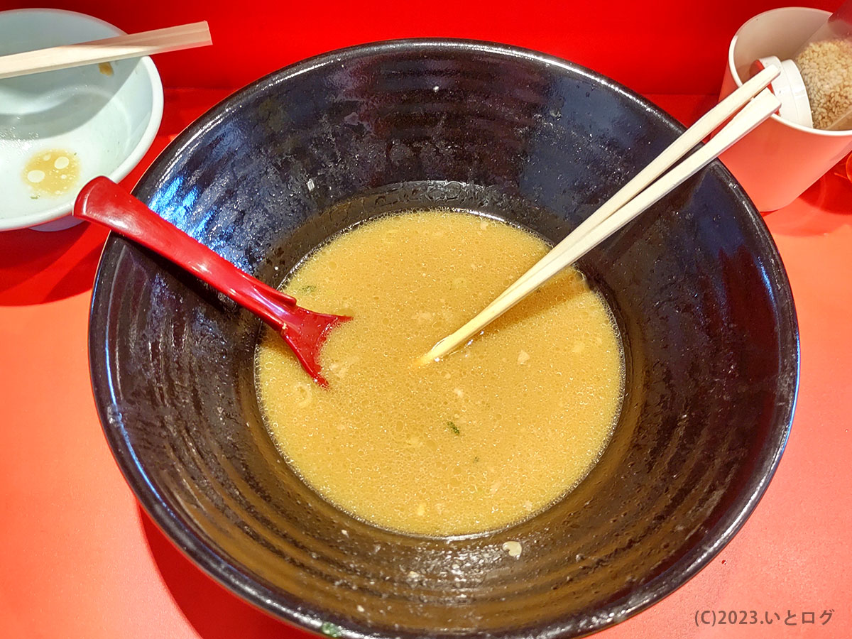 徳栄家　山梨　横浜ラーメン