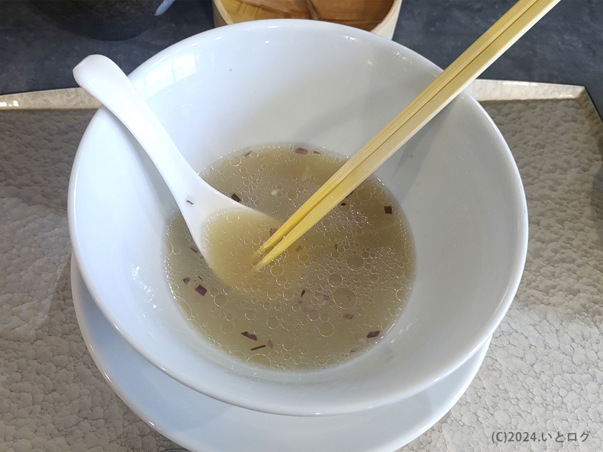 琥珀　豊島区　池袋　ラーメン