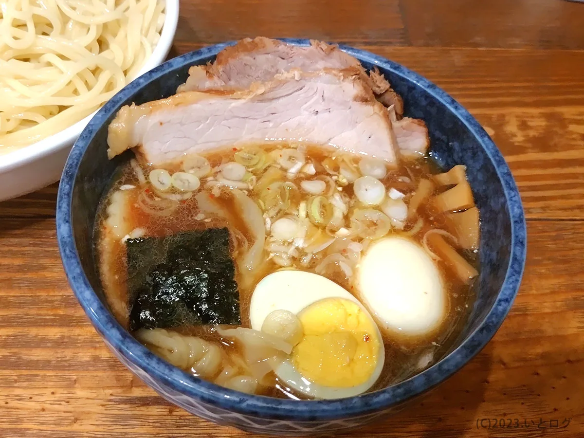 大勝軒　つけ麺　カロリー