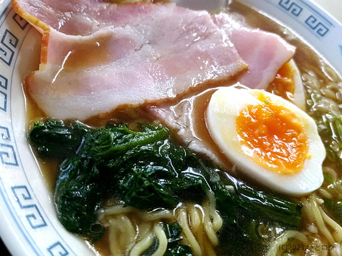 ラーメン　甲府駅　朝