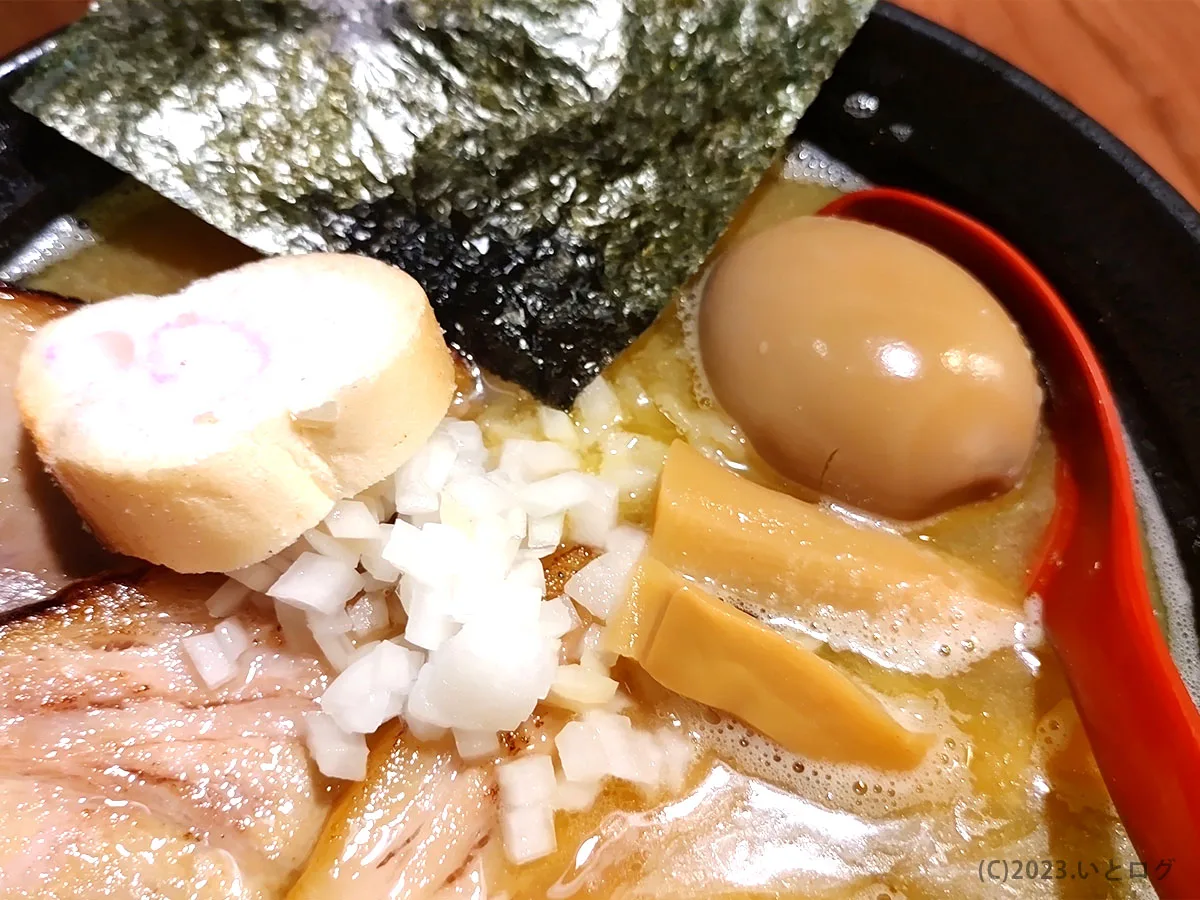 インエゾ　ラーメン　札幌