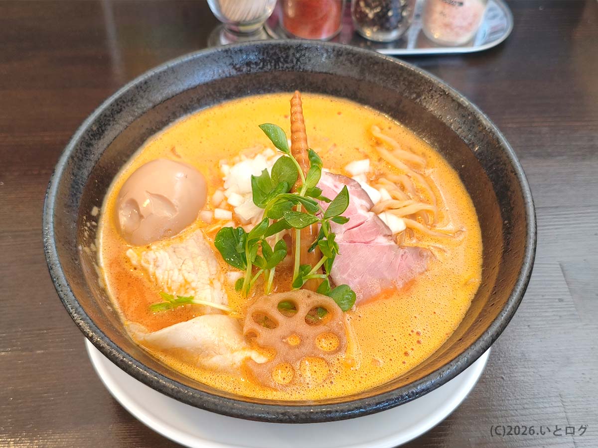 山梨 ラーメン おすすめ候補として注目したい中華そば 蘭の濃厚系ラーメン