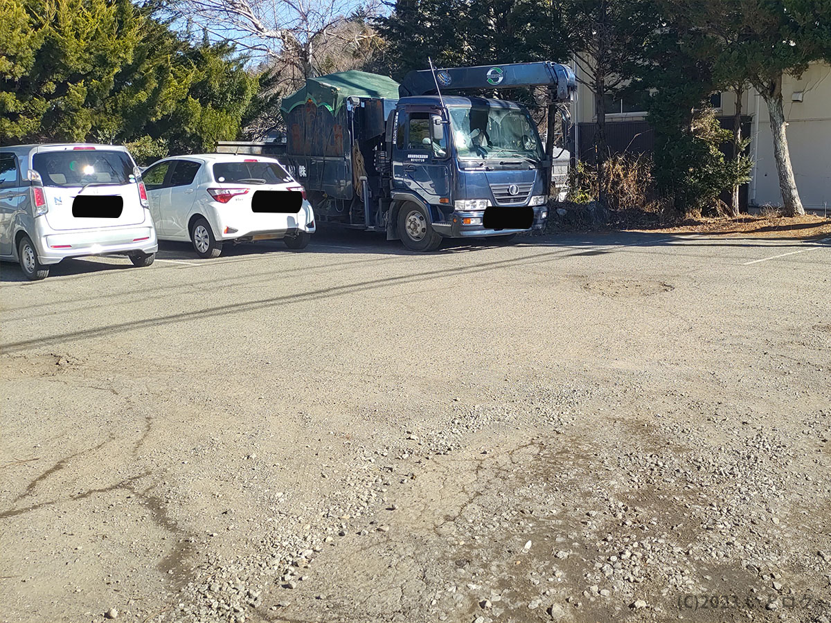 駐車場　はかた家