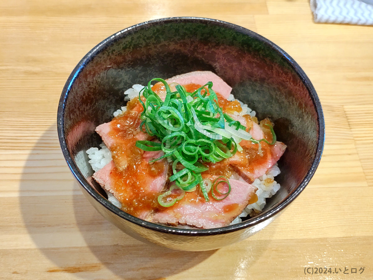 アンフィニ　山梨　甲府　ローストビーフ