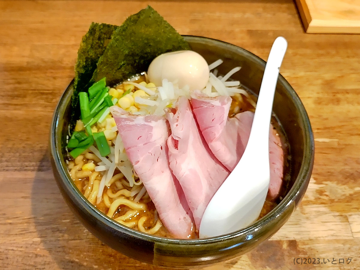 味噌らーめん専門店　柿田川ひばり　どみそ