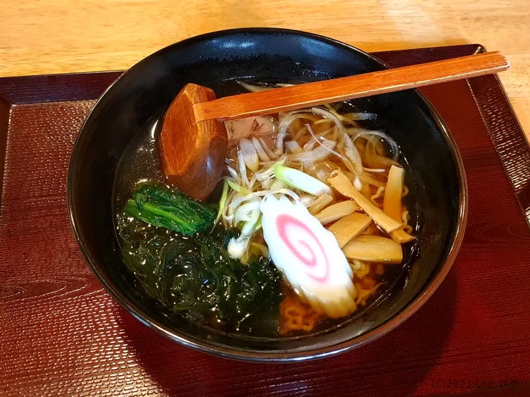 きじとら食堂　山梨　甲府　ラーメン