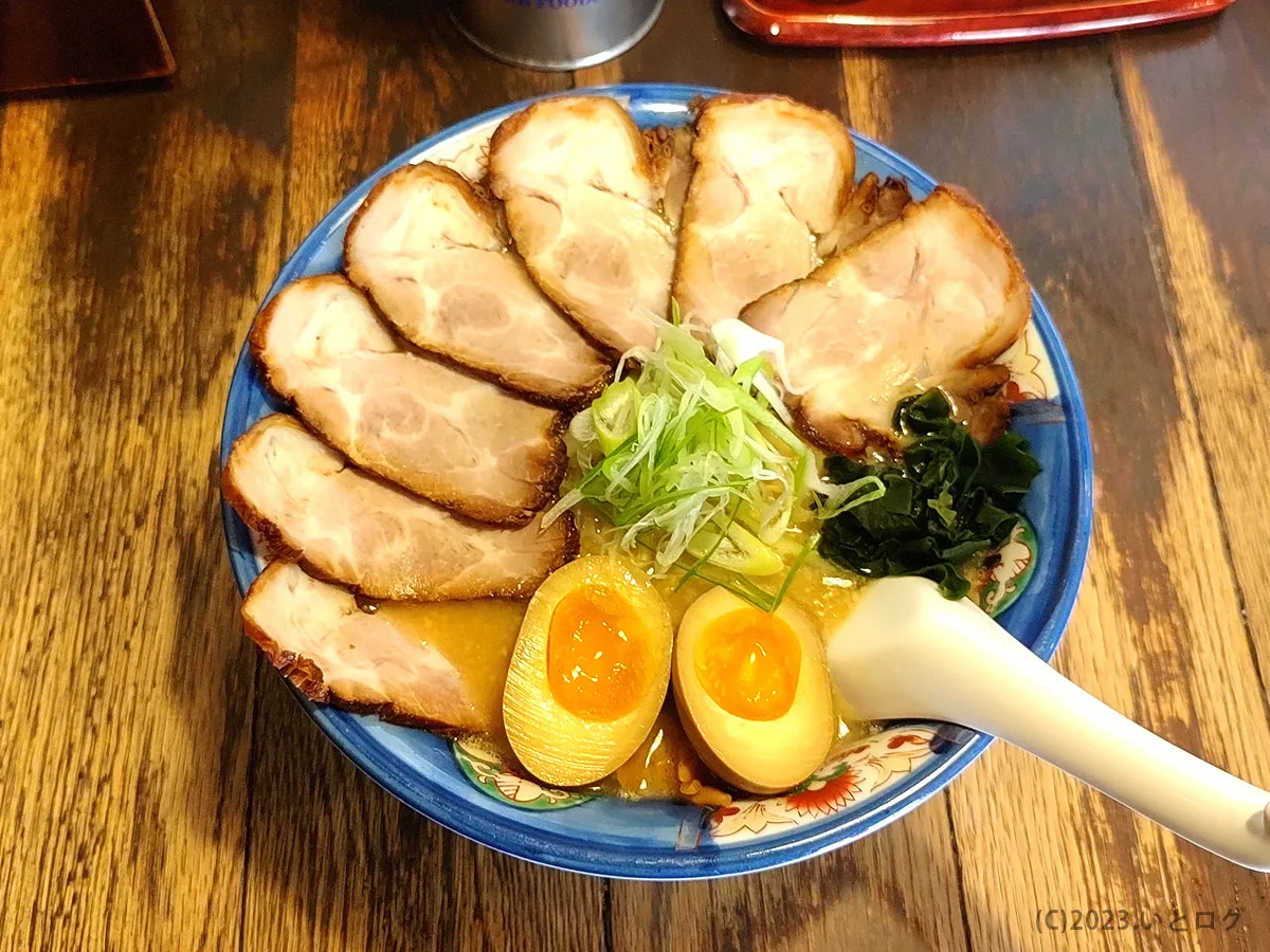 らーめんてつや 札幌 北海道 味噌ラーメン