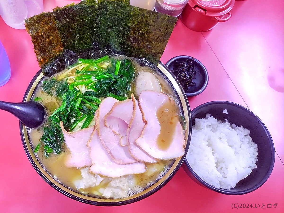 はじめ家　魚津市　富山　ラーメン