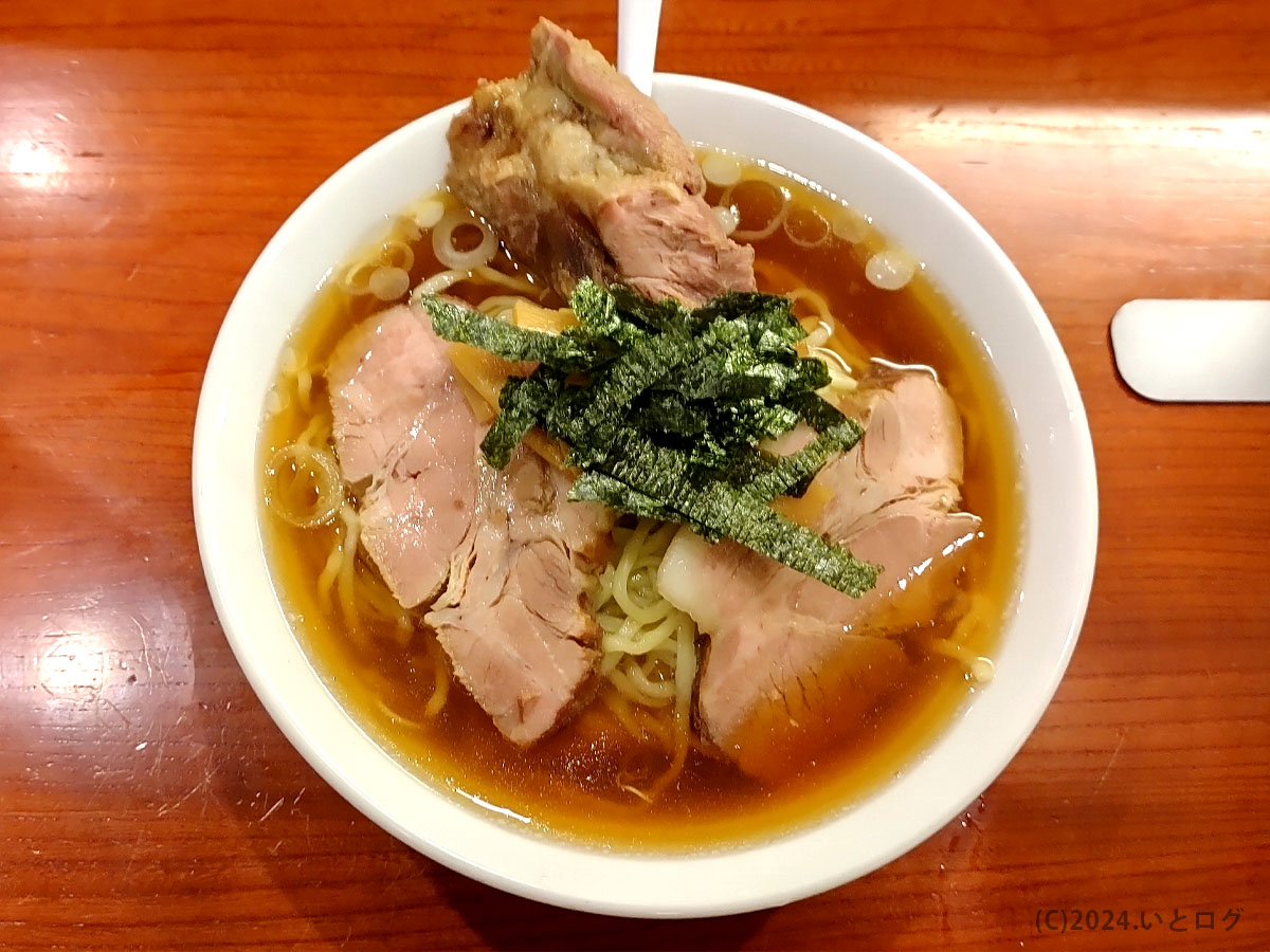 満来　東京　新宿　ラーメン