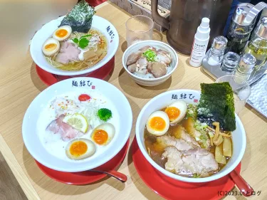 『3杯+1杯爆食い』「らーめん 麺結び」のラーメンは「鶏・魚介・貝出汁」の3本柱。どれもクオリティが高いのは有名ラーメン塾出身店主だから織りなせる技だ！！@山梨・山梨市