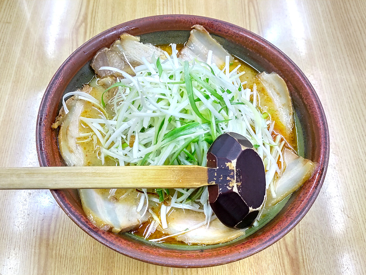 ピリカラみそねぎラーメン　大盛