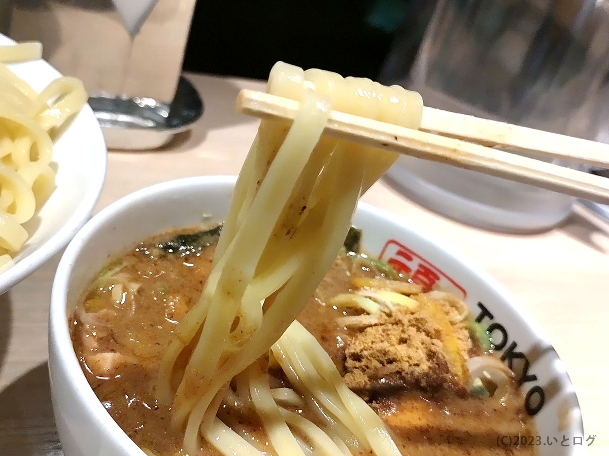 池袋　ラーメン　西口