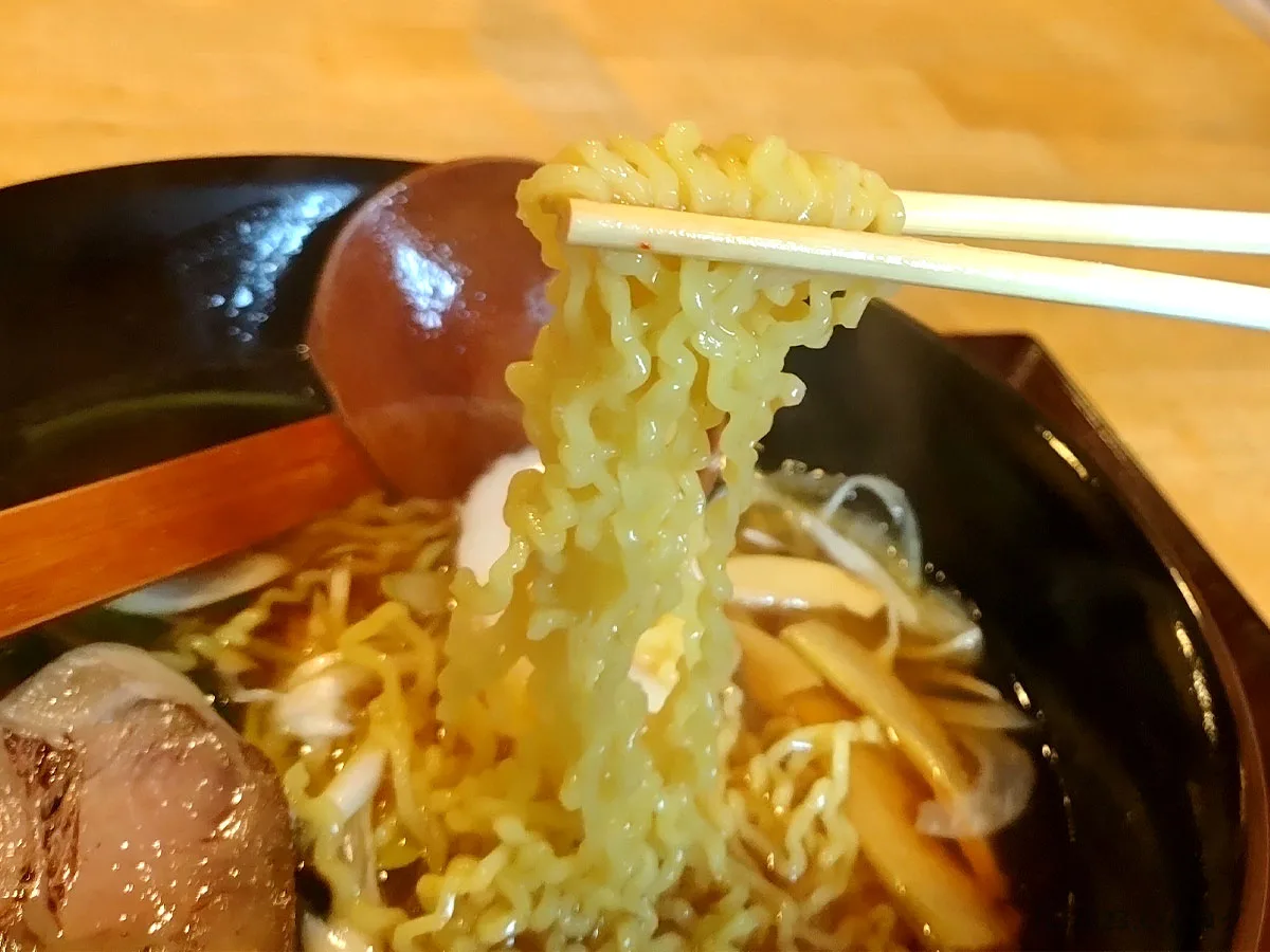 きじとら食堂 山梨 甲府 深夜