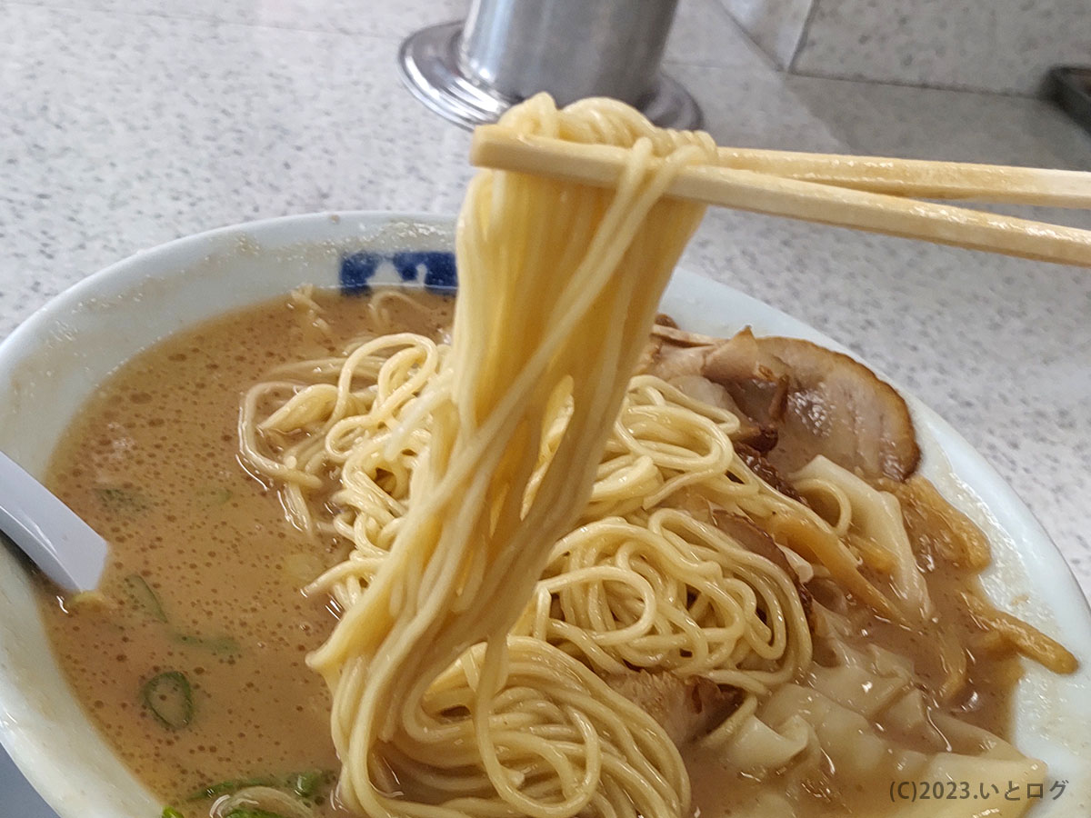 ラーメン　魁龍　竹下