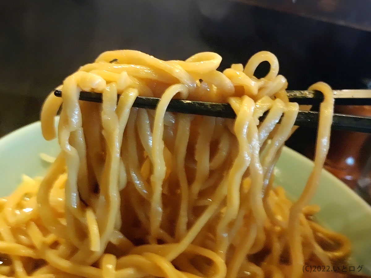 中ラーメン　麺