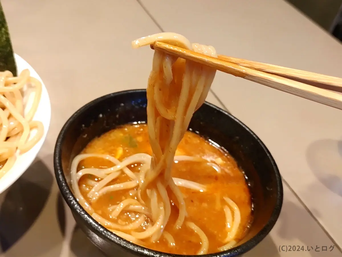 つけ麺 五ノ神製作所』女子力アップ？！まるでエビを飲むような”とろ