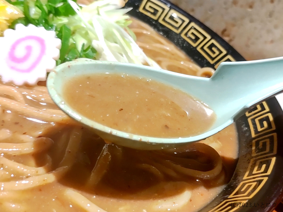 中華蕎麦うゑず　山梨県　写真