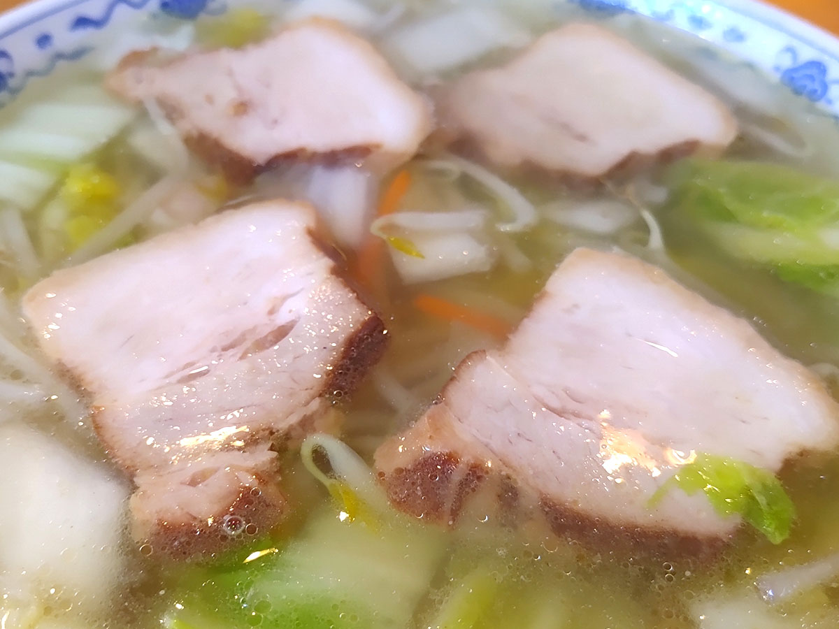 チャーシュー　韮崎駅　ラーメン