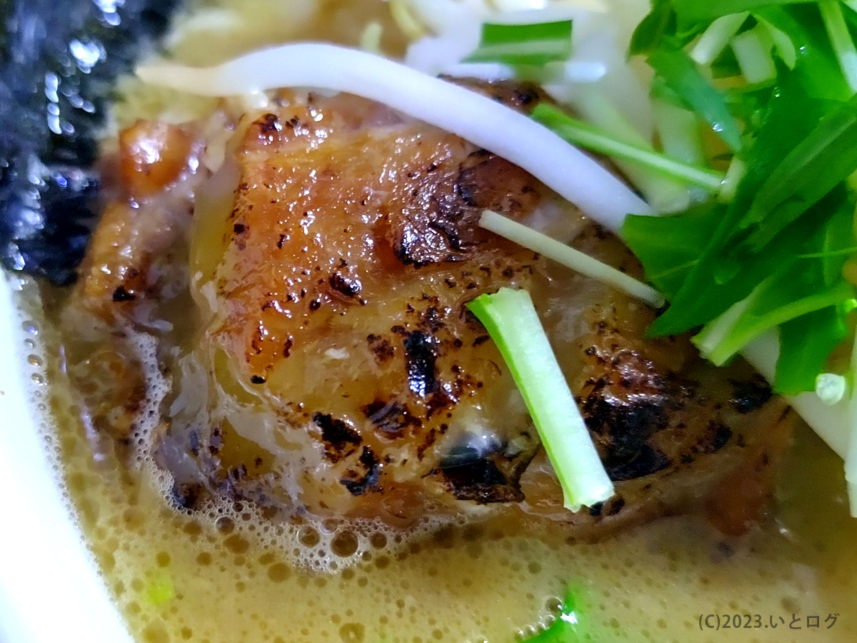 軟骨　ローソン　麺屋白神