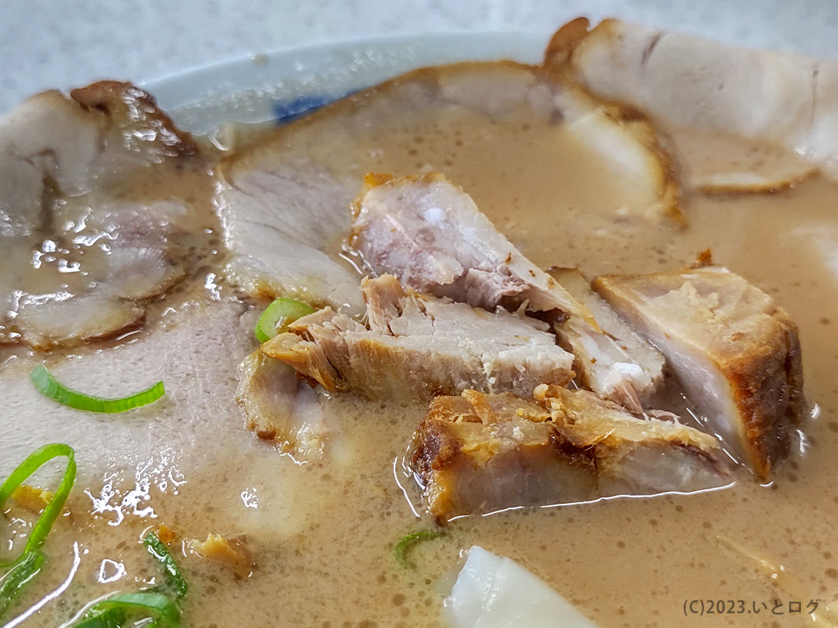 福岡　久留米ラーメン　魁龍