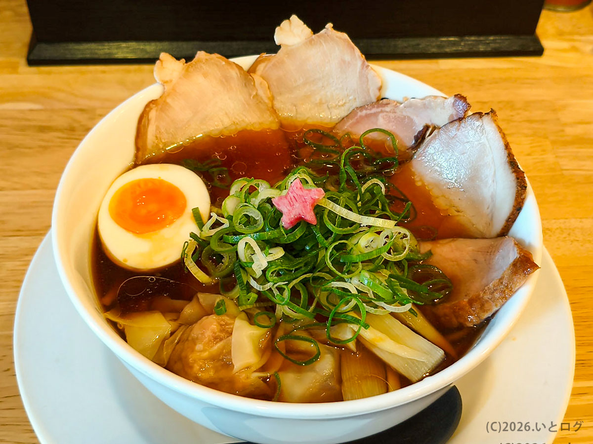 清乃 本店の醤油ラーメン（和歌山ラーメン百名店・有田市の有名店）