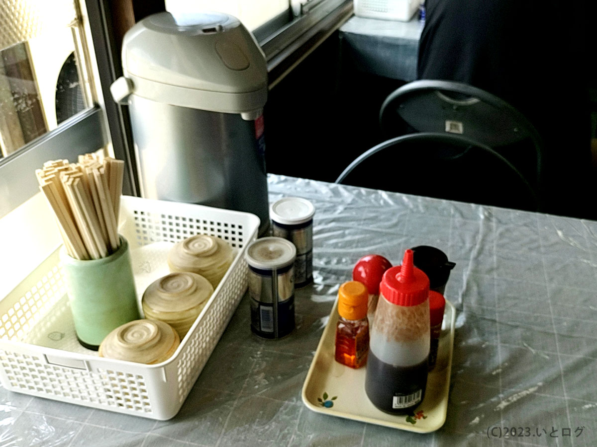 山中食堂　朝食　ラーメン