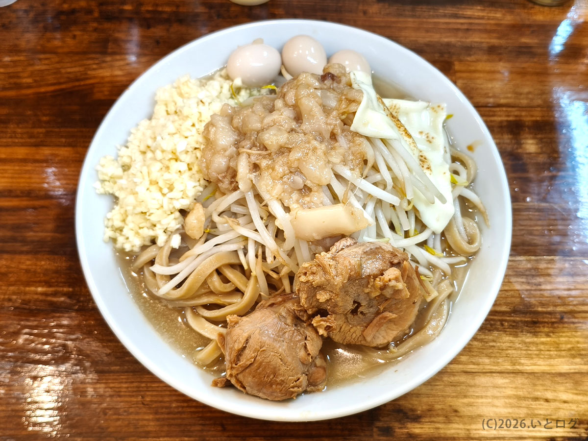 うずらトッピング入りの一杯（時は豚なり沖縄メニュー・カスタム例）