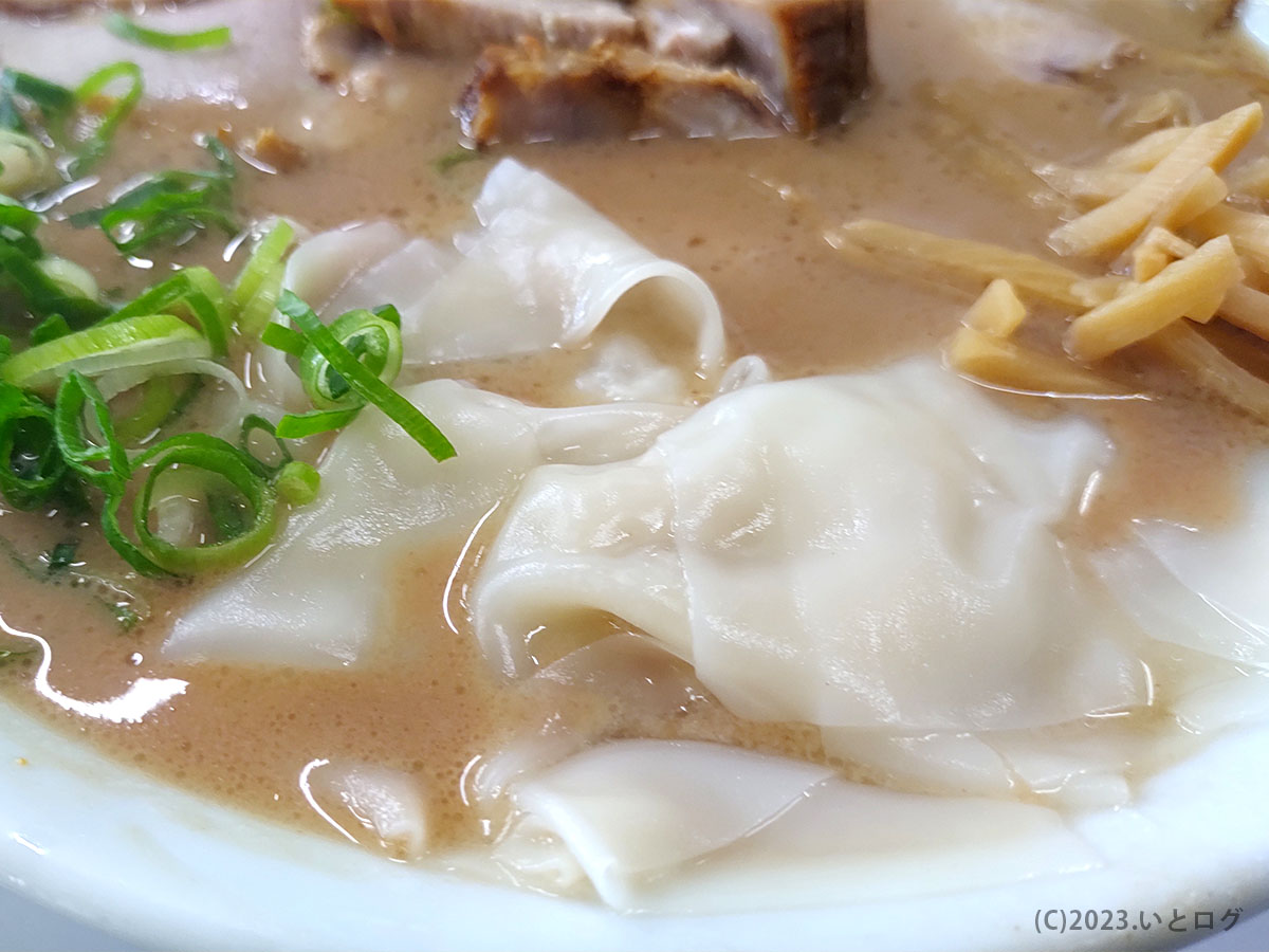 豚骨ラーメン　魁龍　おすすめ