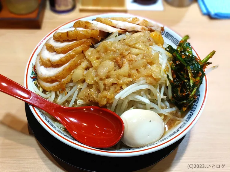 豚彦　山梨　甲府　ラーメン